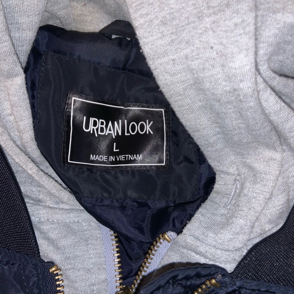 Jacket - Picture 4 of 6